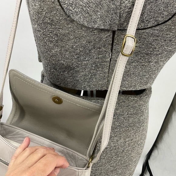 IL GIGILIO made in Italy vintage 100% leather  Crossbody purse - Picture 10 of 11